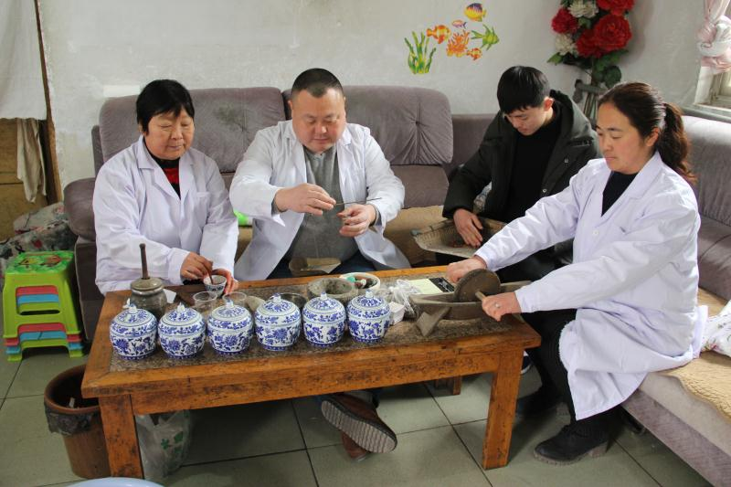 杜氏口疮治疗技法：严守规范 历久弥新(图2)
