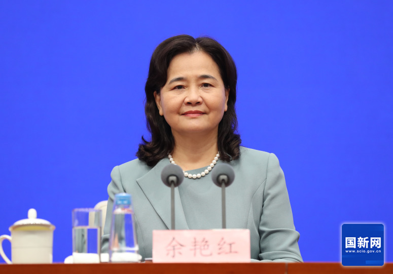 余艳红：着力让老百姓在家门口就能获得方便可及的中医药服务(图2)