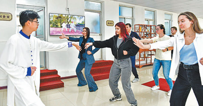 2-24042413520H56.jpg